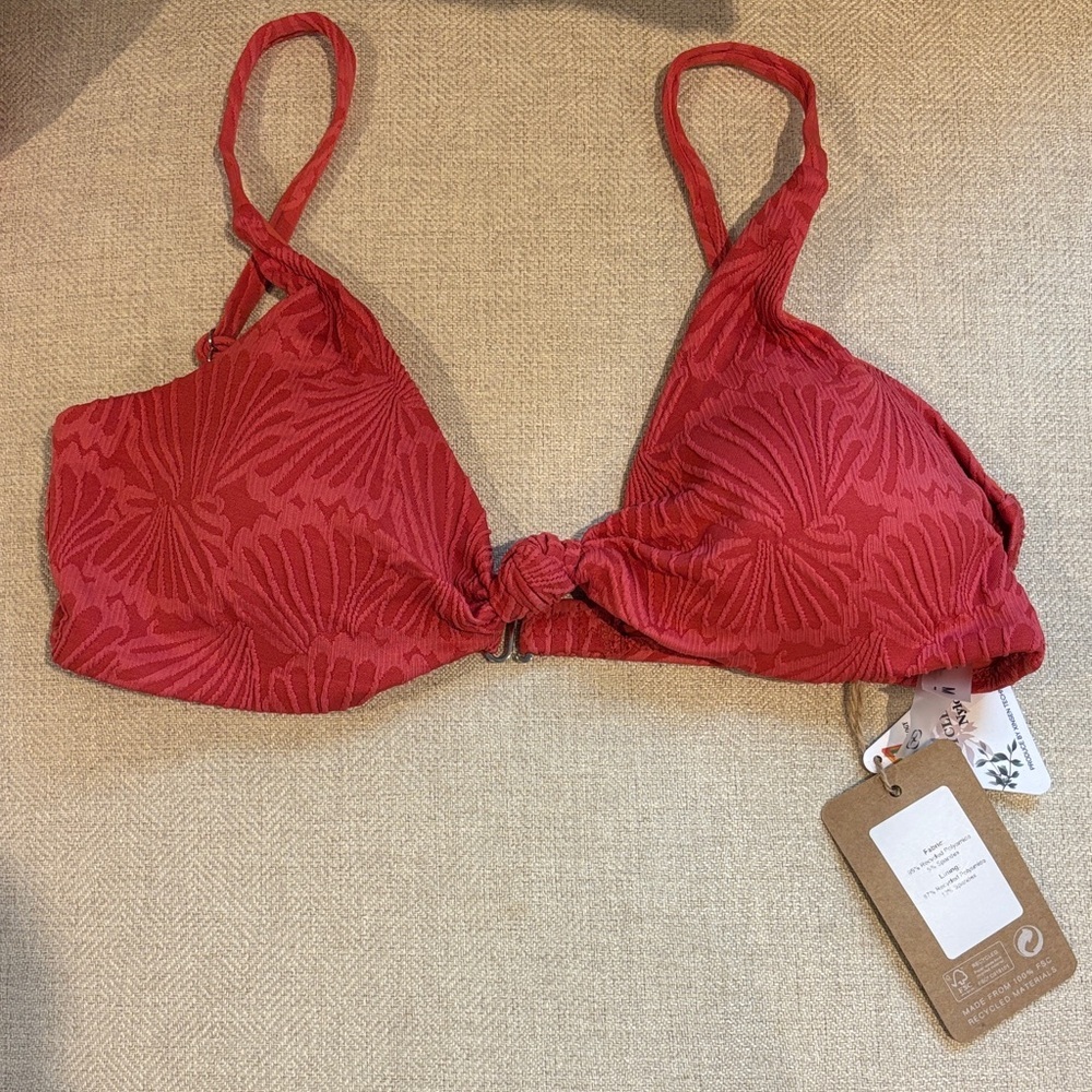 BERLOOK Coral Red seashell Textured Bikini Top - NEW size medium